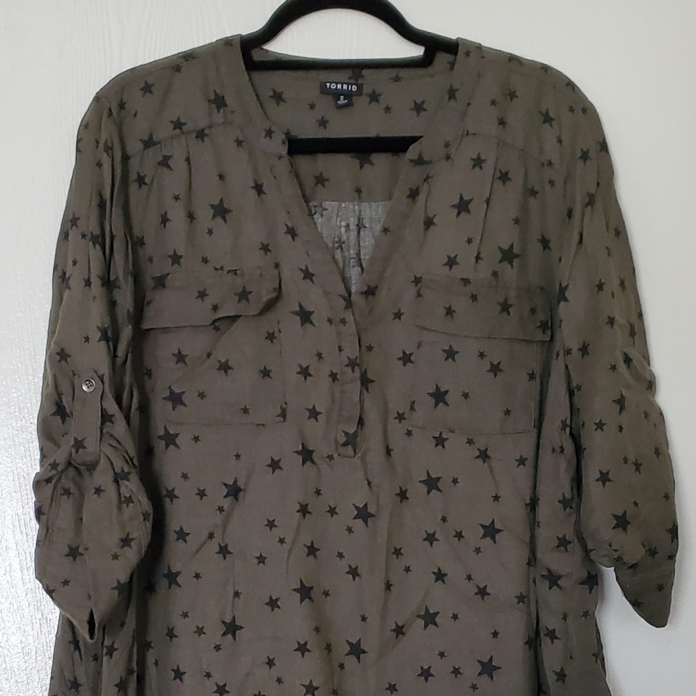 Torrid Star Print Women's Top - Olive Green Base